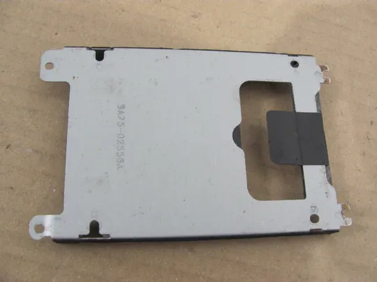 64-21  кріплення шахта корзина HDD BA75-02556A для   SAMSUNG SENS P480 оригінал З аукціону