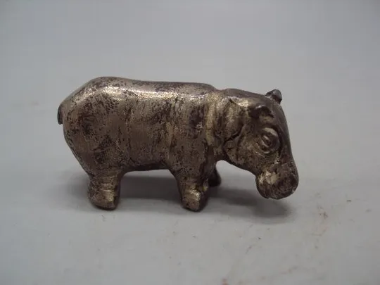 Фигура миниатюра статуэтка бегемот гиппопотам серебро 925 проба вес 50,18 г высота 2,1 см №14426 Ціна