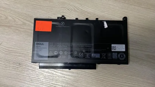 528 DELL 7CJRC Знос: 33% Dell Latitude E7260, E7270, E7470 Ціна