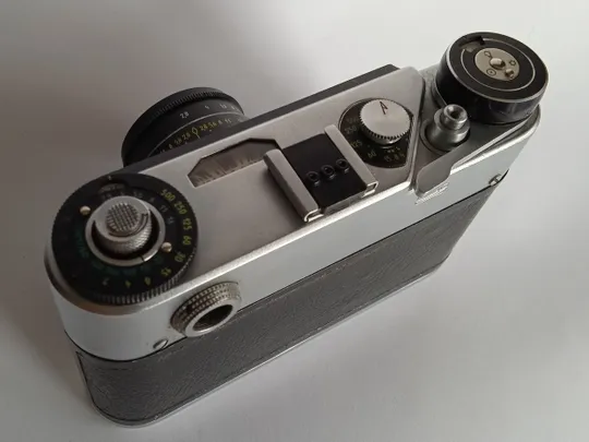 Малоформатний далекомірний фотоапарат ФЕД-5С З аукціону