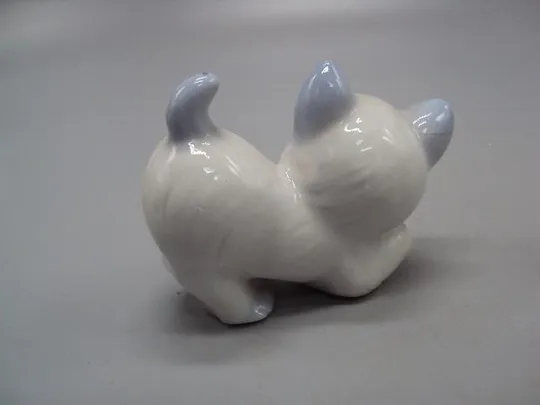 Фигура фарфор статуэтка котенок миниатюра котик Германия кот высота 4,7 см под реставрацию №13720 Характеристики