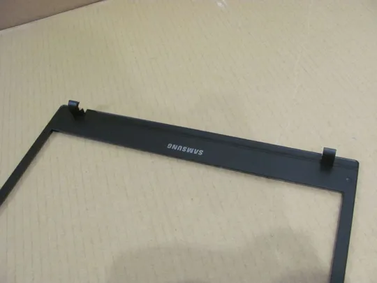 357-4 рамка матриці BA75-03157A для SAMSUNG NP300V3A 300V оригінал З аукціону