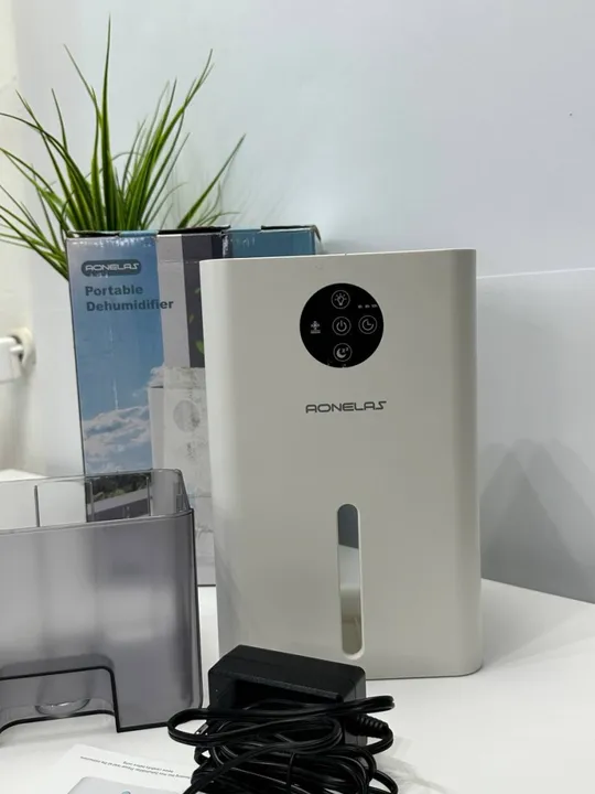 Купити Портативний осушувач повітря AONELAS  (ящик 25)