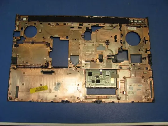 Купити №69-28 Кришка панель палмрест та тачпад 08WHYN для DELL PRECISION M6700 оригінал