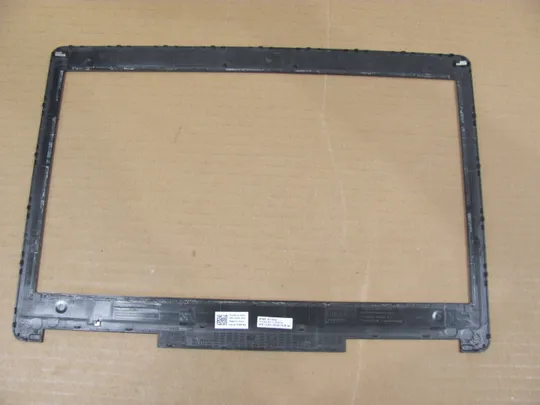 Купити номер0808-3 рамка матриці 0YMT5D AP1D000200 для Dell Precision 7510 7520 P53F оригінал