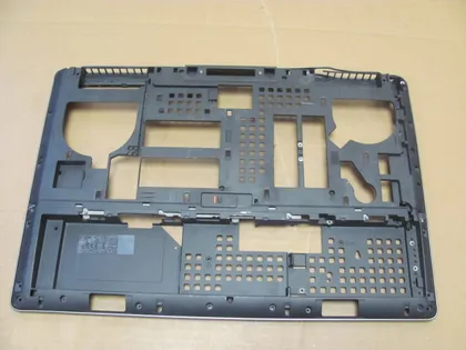 фото, номер0999-2 Кришка дно піддон корпуса Нижний корпус (дно) для ноутбука Низ з type-c портом AM1DJ000411 04M07T  для Dell Precision 7710 7720 оригінал