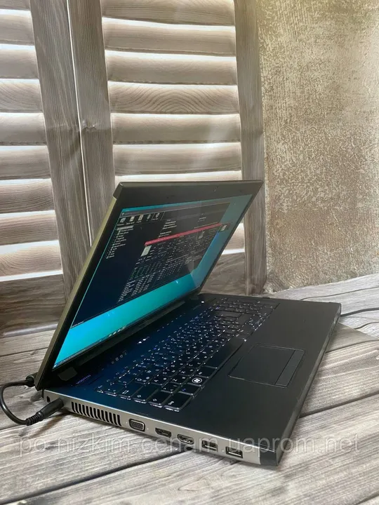 Ігровий Ноутбук Dell Vostro 3700 - 17,3" - Core i5 - 4 Ядра - Ram 4Gb - HDD 500Gb - Ідеал ! Де купити