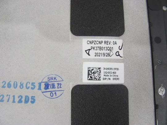 777-32 кришка матриці PK37B013Q01 0HR3PD для DELL Alienware M15 R5 R6  оригінал Продаж