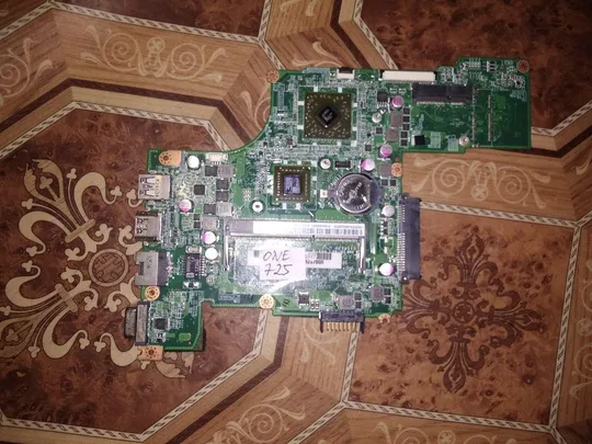 Acer One 725 model zhg (da0zhgmb6d0) revd Ціна