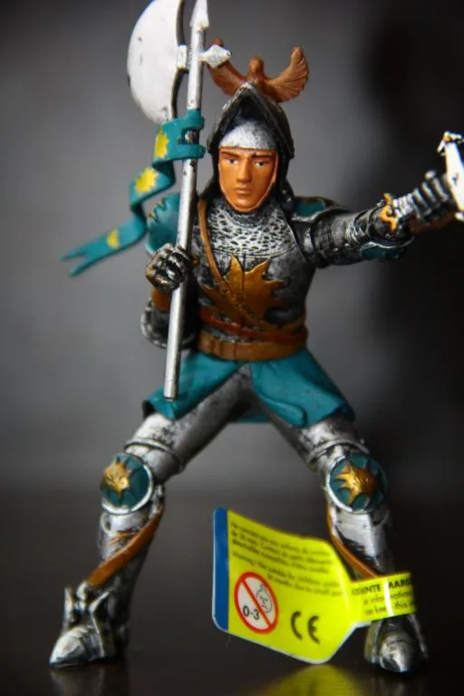 рыцарь с мечем и алебардой 90-100мм PLASTOY Франция Ціна