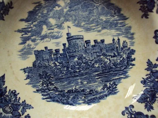 Тарелка керамика Англия Royal homes of Britain Windsor Castle Великобритания Виндзорский замок №770 Недорого