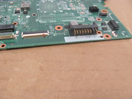 880-1 материнська плата DA0FH9MB6C0 i5-5200U SR23Y для FUJITSU LIFEBOOK A555  оригінал Характеристики