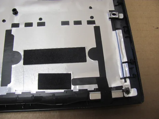 номер0939-4 Кришка дно піддон корпуса Нижний корпус(дно)для ноутбука низ дно поддон 13N0-DRA0501 H000089560 для Toshiba Satellite 14 L40DW E45W L40W-C E45W-C E45DW  оригінал в Україні