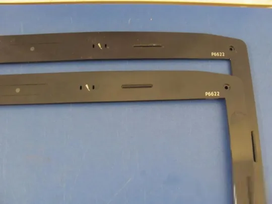 номер0024-28 Рамка матриці matrix frame Окантовка дисплея Рамка екрана Корпус рамка матриці  60.4GU09.002 для MEDION AKOYA P6622 оригінал З аукціону