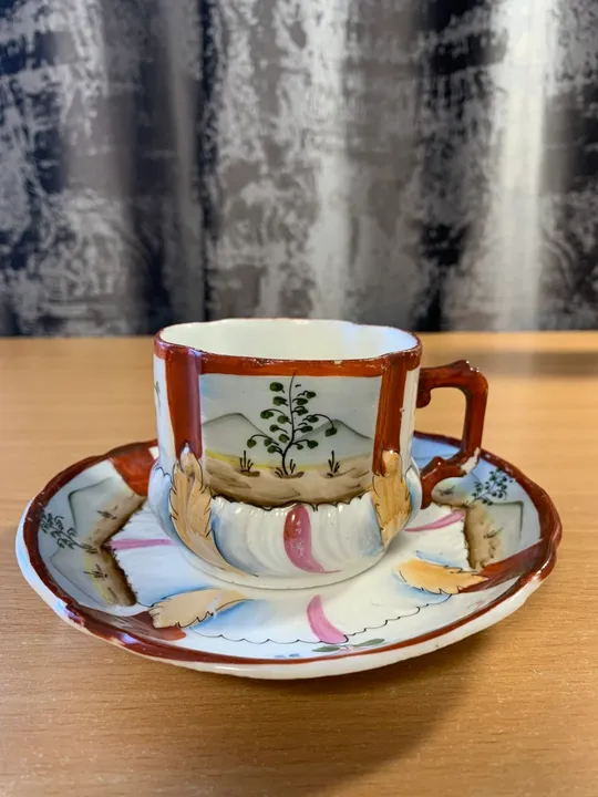 Антикварний чайний сервіз на 12 персон Городницького порцелянового заводу З аукціону