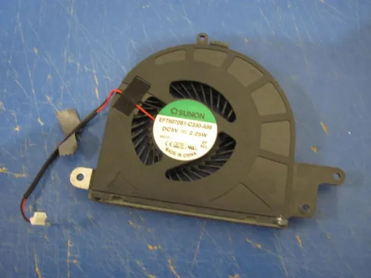 684-18 Вентилятор (кулер, FAN) THER3NDBT0-1411 для MEDION AKOYA E4214 оригінал Ціна