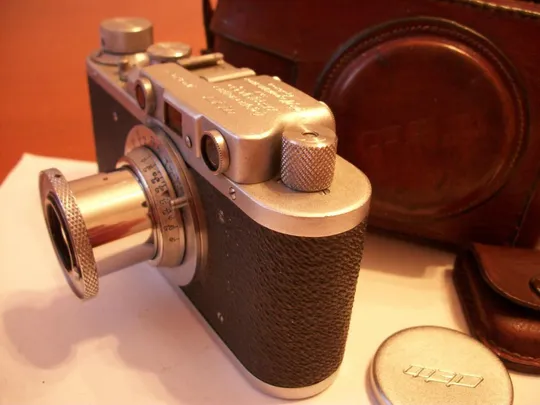 Фотоаппарат 1930-x годов, ФЭД Трудкомунна НКВД УССР, Футляр, крышка. Сохранность блеск. Цена-Мин Продаж