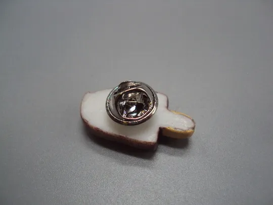 Значок пін морозиво ескимо на паличці пластик знак брошка №18446 Де купити