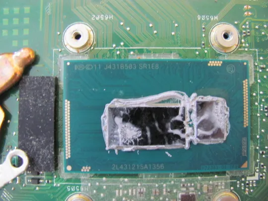 4126 MEDION AKOYA E6412T Pentium 3558U  НІМЕЧЧИНА Характеристики
