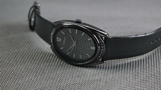 женские дизайнерские часы New Day JA 340 30м. базель с кристаллами сваровски. черный браслет. Характеристики