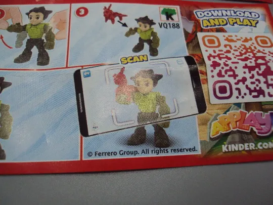 Фигурка киндер сюрприз VQ187 Ferrero парень и дракон на руке лот 2 шт №18618л Продаж