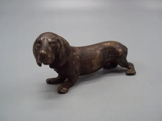 Фигура бронза статуэтка миниатюра собака такса собачка высота 3,6 см, длина 8 см №13661 Характеристики