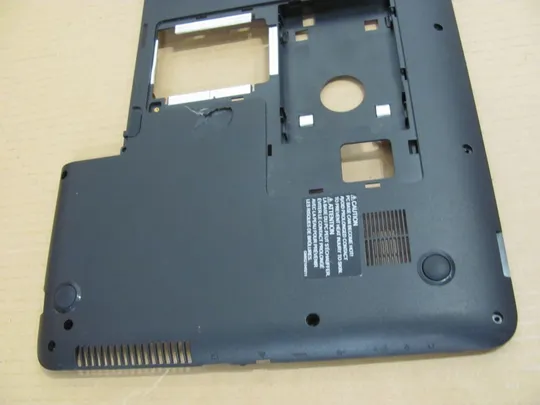 497-2 Кришка дно піддон корпуса 13N0-ZXA0302 H000038180 для Toshiba Satellite C870 C870D C875 C875D оригінал Продаж