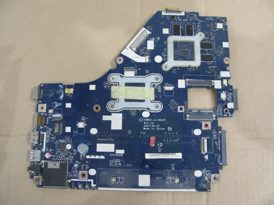 Купити 590-6 материнська плата V5WE2 LA-9531P  SR170  i5-4200U для Acer Aspire E1  E1-572G E1-572 V5-561G оригінал