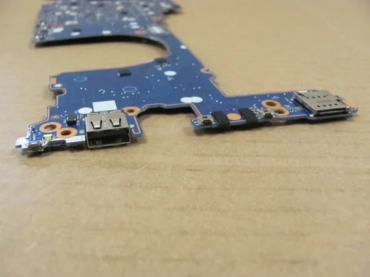 823-19 материнська плата SR340 i5-7300u 6050A2848001 для HP ELITEBOOK X360 1030 G2  оригінал Недорого