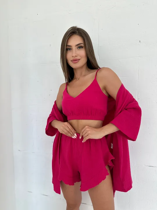 Купити Комплект для дому і сну трійка з мусліну, халат кімоно, топ і шортики малиновий