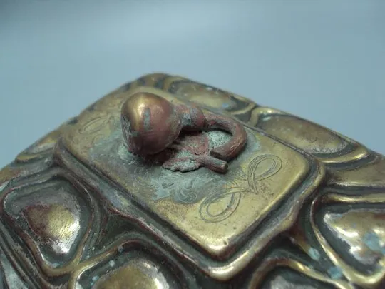 Шкатулка латунь посеребрение Варшава B.Henneberg warszawa братья Хеннеберг высота 13 см (№969) Де купити