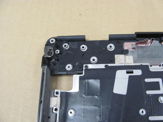 номер0972-1 Кришка панель палмрест тачпад AP2V7000501 0VN1PF для Dell Precision 7550 M7550  7560 оригінал в Україні