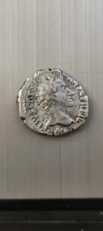 Денарий древнего Рима-жертвоприношение у алтаря, император Марк Аврелий, монета серебро fn825 Ціна