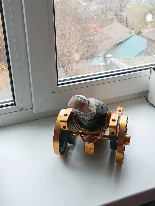 Купити Вінтажна декоративна підставка під пляшку . СССР.