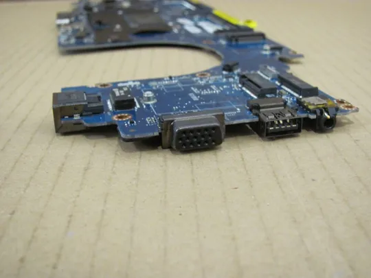 Купити 68-45 материнська плата i5-7300U SR340 LA-E081P для Dell Latitude E5480