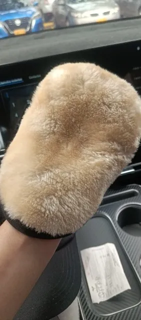 фото, Вовняна рукавиця для мийки та чистки авто, чудово видаляє розводи та полірує поверхні!