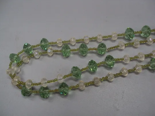 Бижутерия бусы в один ряд чешское стекло бело-зеленые бусины, бисер длина 174,8 см №15861 Характеристики