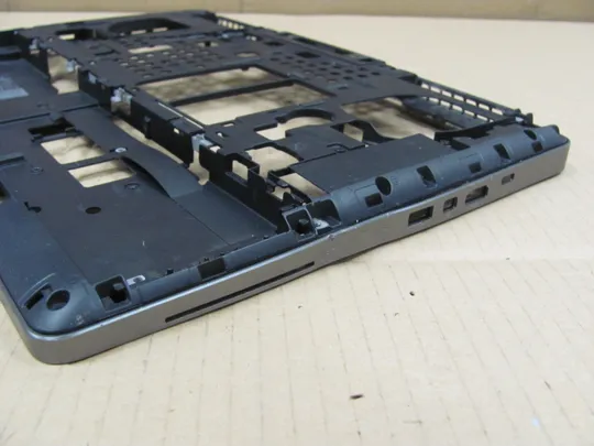 711-6  Кришка дно піддон корпуса AM1DI000601 0HDW1J  для Dell Precision 7510 7520 P53F оригінал Характеристики