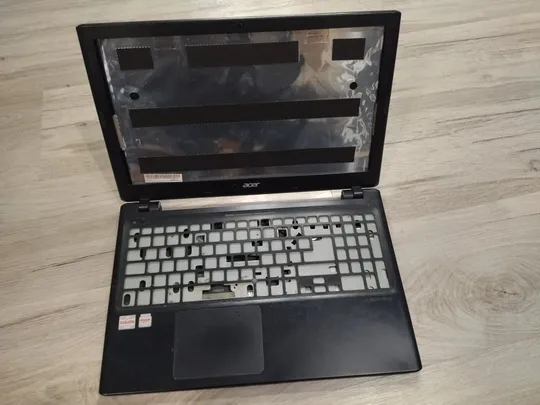 Корпус для ноутбука Acer Aspire V5-551 V5-551G весь в зборі з петлями Ціна