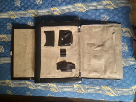 Купити Портфель діловий, натуральна шкіра, сумка для документів з кодовим замком.