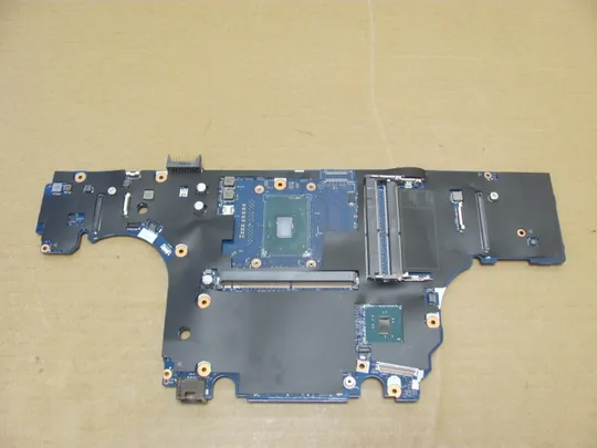 номер0985-4 материнська плата Mainboard Материнка Основна плата Системна плата Плата системи Laptop motherboard мамка ноутбучна плата SR2FU i7-6820HQ AAPA0 LA-C541P для Dell Precision 7510 P53F оригінал Ціна