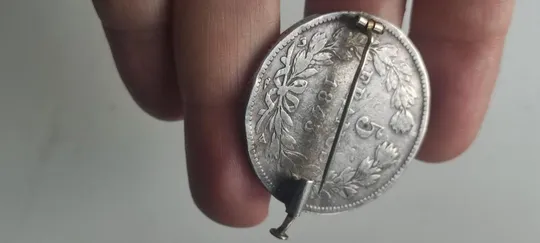 1843 год брошь монета роялиста сторонника Луи Филиппа,серебро, ручная ювелирная работа, kl957 Недорого