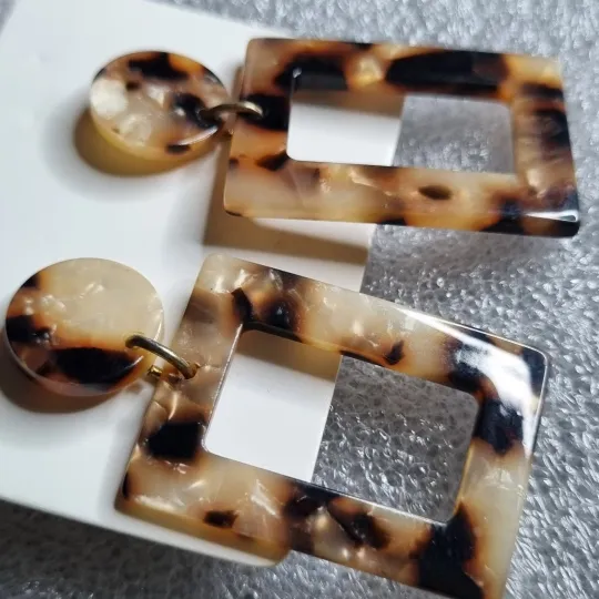 Сережки з леопардовим принтом, акрил Інтернет-аукціон