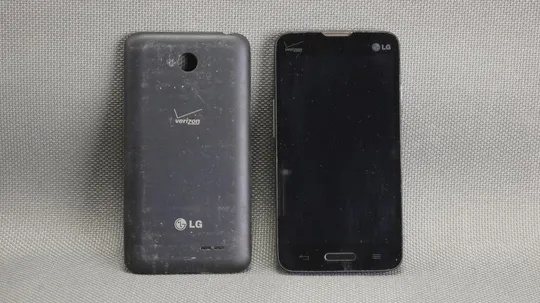 LG оригинальный смартфон LG-VS450PP экран 4.5&quot; TFT Ціна