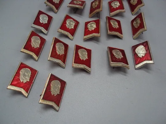 Знак ленин портрет профиль на красном флаге ссср флаг вымпел лот 22 шт №17374 Де купити