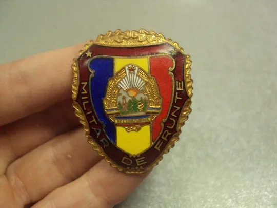 знак румыния отличный солдат мilitar de frunte №14410 Продаж