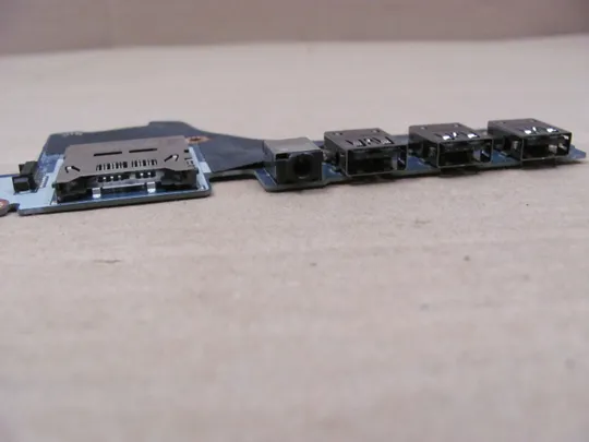 807-3 плата USB, AUDIO, Cardreader 00HY61 CAP00 LS-E313P  для Dell Precision 7510 7520 P53F  оригінал З аукціону