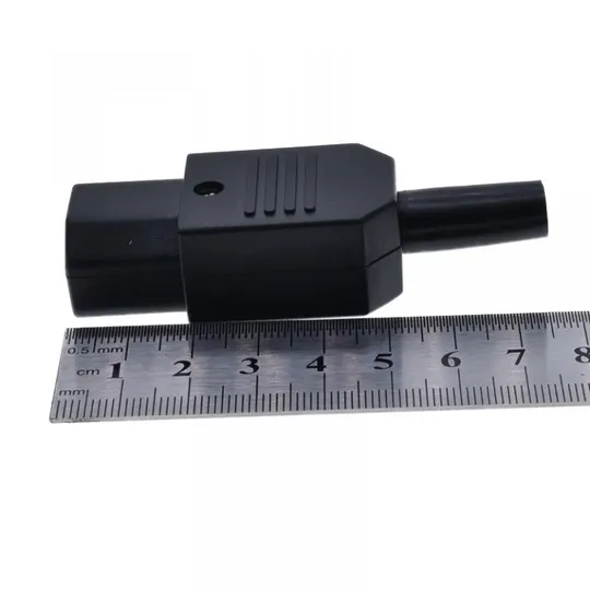 Купити Роз'єм IEC(C13)-конектор Lucom (62.09.8062) кабельний прямий 10A Copper ABS