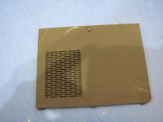 №156-15 сервісна кришка 0P7HCV 3DR03BDWI00 для Inspiron 17r N7110 оригінал Ціна