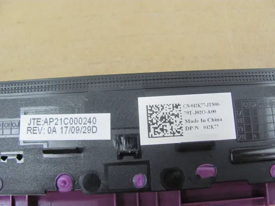 875-7 рамка матриці 042K77 AP21C000240  для  DELL Inspiron 15 5570 5575 Оригінал Де купити